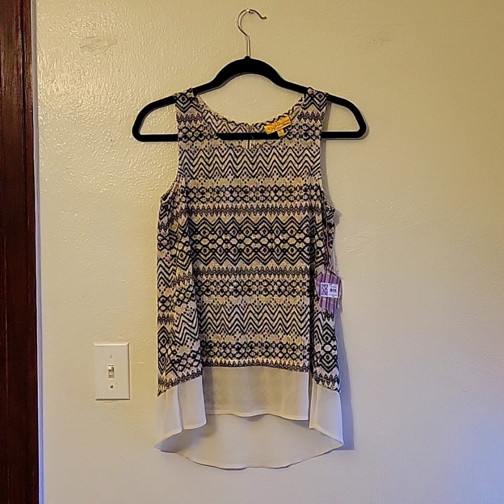 Vera Wang princess top
